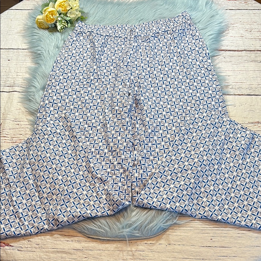 Tommy Bahama Geometric Print Blue and White Pants sz M